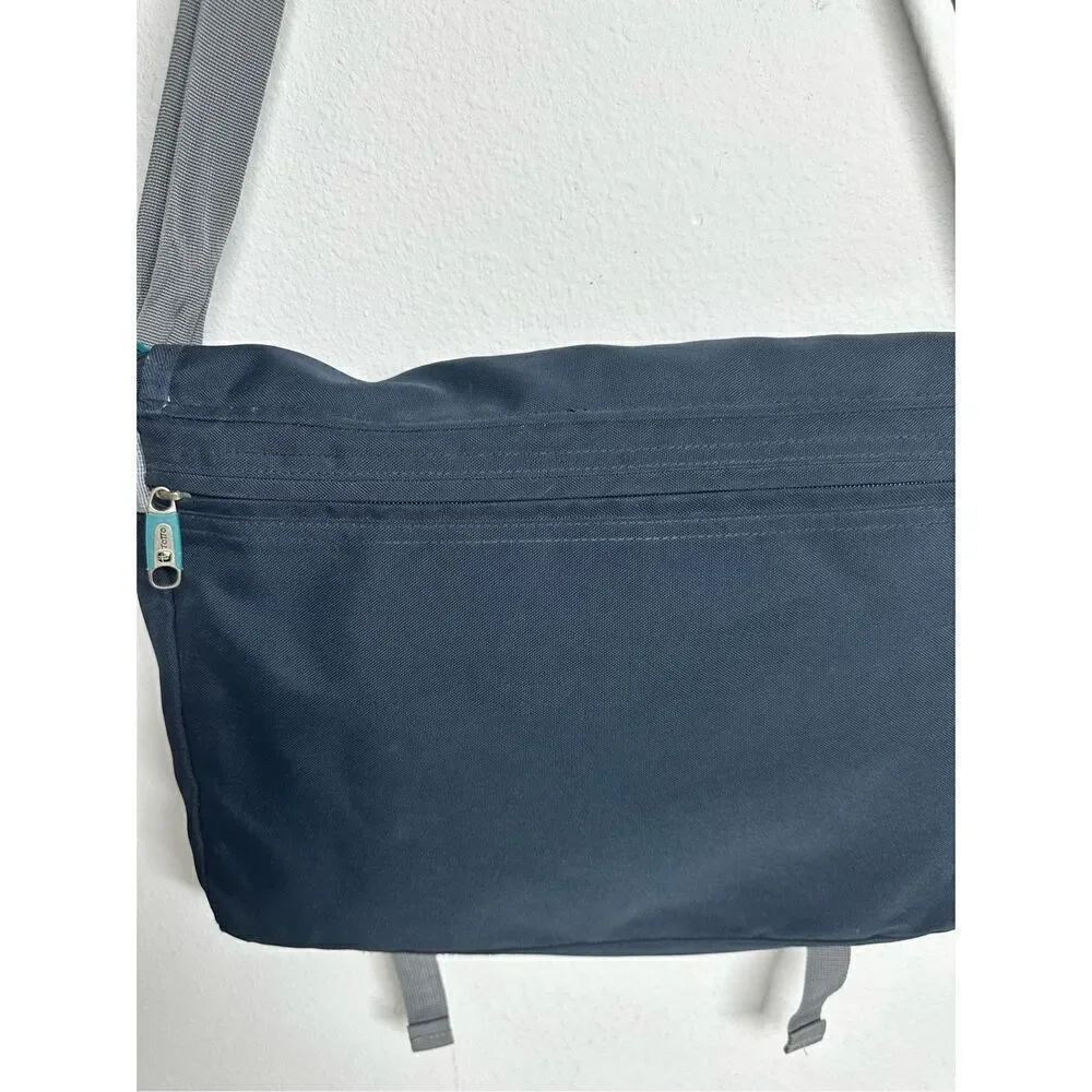 Totto messenger laptop bag